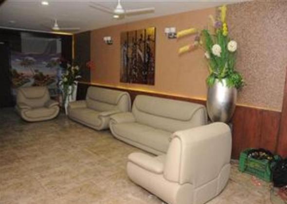 Royal Inn Ankleshwar Extérieur photo
